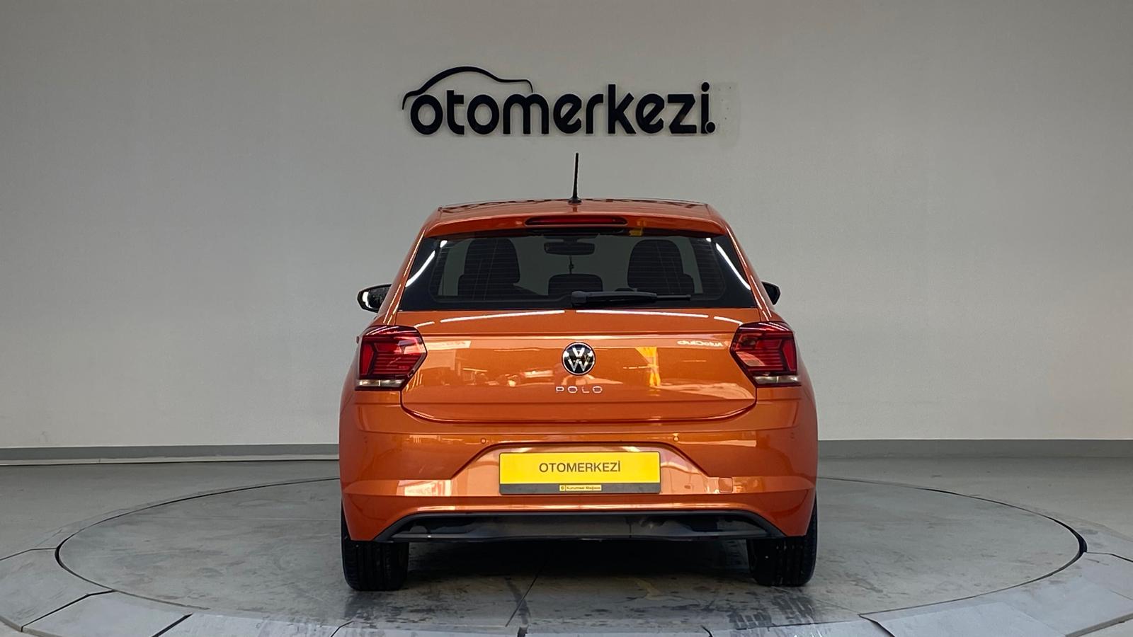 VOLKSWAGEN POLO 2